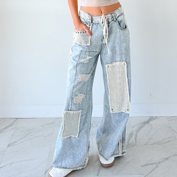 NWT POL Patchwork Crochet Boho Floral Print Wide Leg Relaxed Fit Denim Jean Pant - Picture 2 of 11